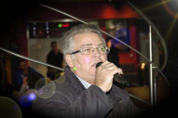 marco antonio karaoke